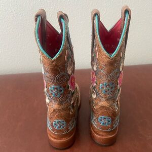 Embroidered Western Macie Bean Boots with Floral Design
